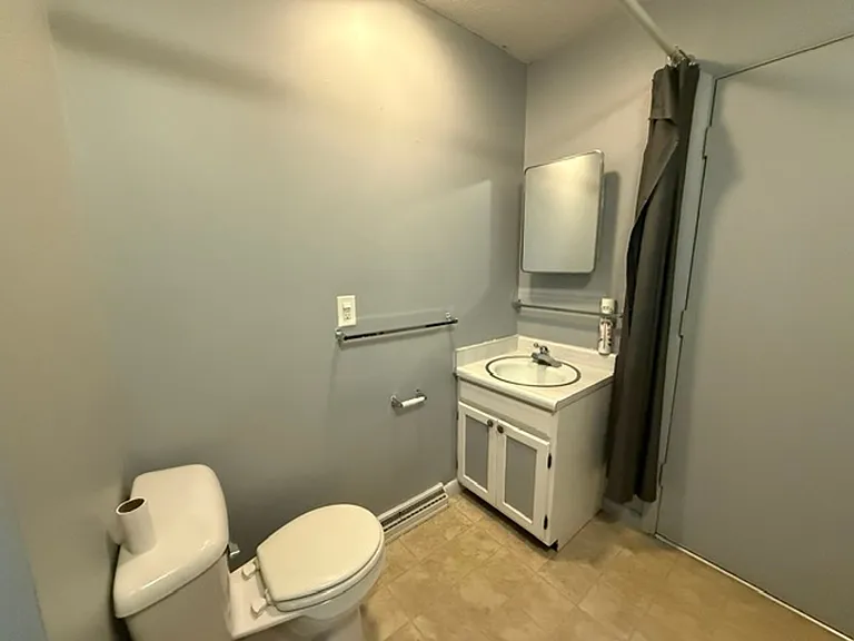 615 E Colorado Ave — Photo 4
