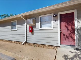 500 Foch St APT 4, Bryan, TX 77801