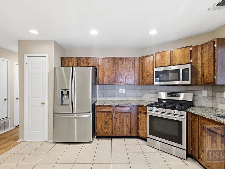 2616 Chowan Cv — Photo 9