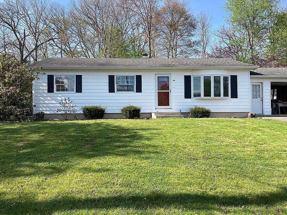 1st image of 21 Matthew Dr