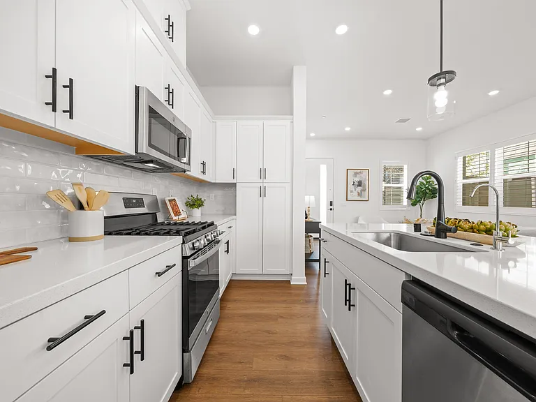 4451 S Bryant Paseo — Photo 12