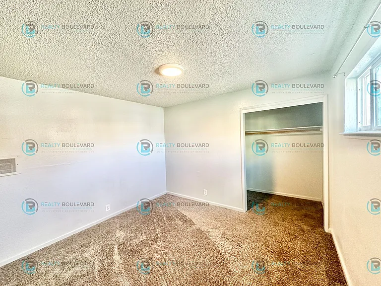 929 Willow St — Photo 8