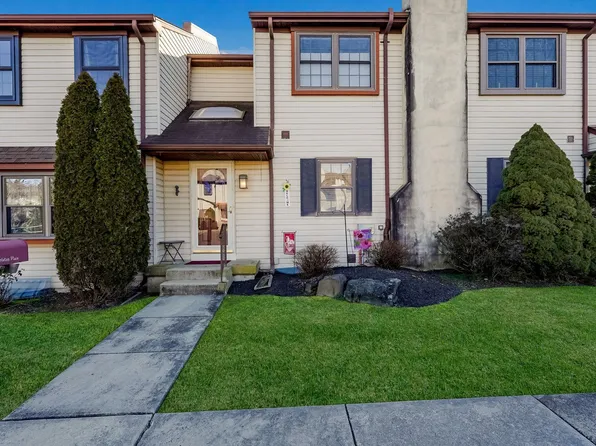 1549 Tarleton Pl, Warminster, PA 18974