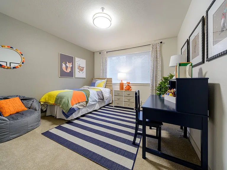 Meridian Pointe — Photo 40
