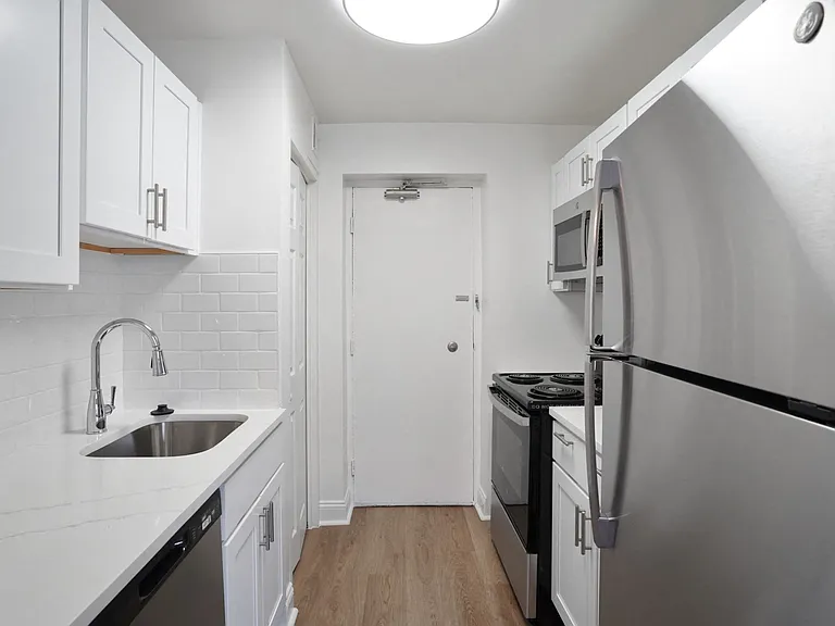 Infinity Apartments — Photo 21
