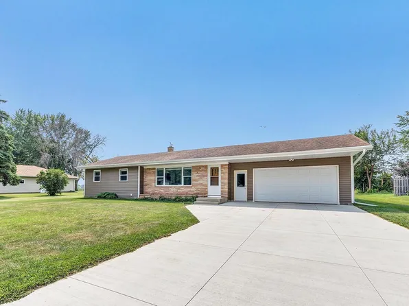 313 Union St, Stockbridge, WI 53088