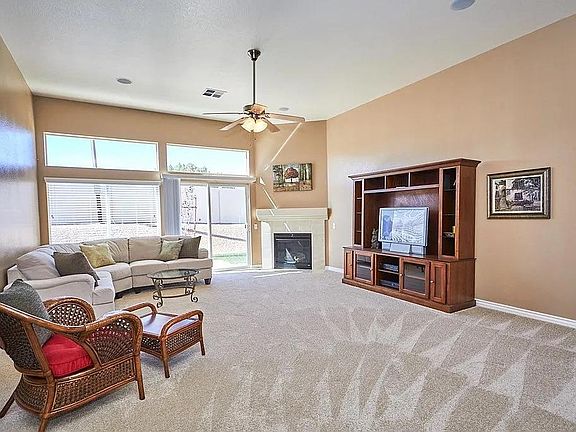 5th image of 8860 Tamarisk Ave