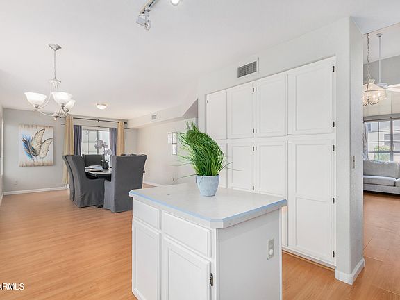 4th image of 4027 E WILDWOOD Drive