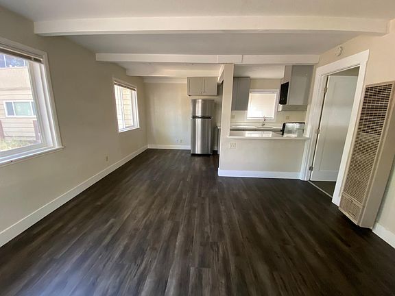 2nd image of 673 James Ave #2