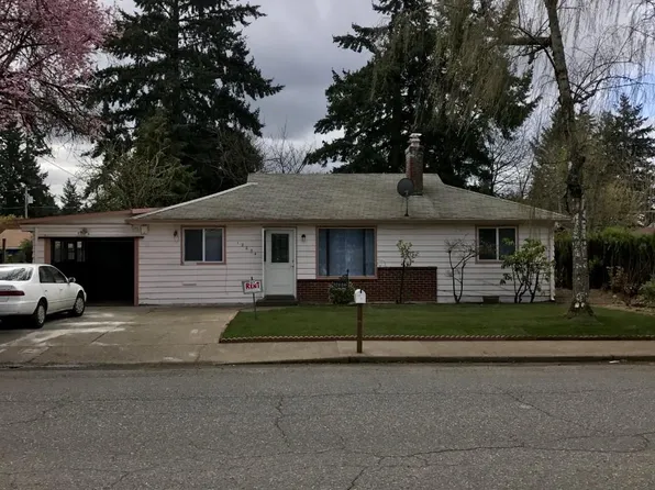 12634 SE Market St, Portland, OR 97233