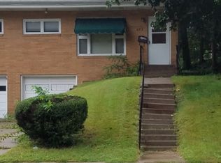 453 Alpine St, Dubuque, IA 52001