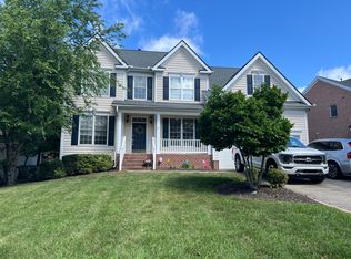 10201 Sporting Club Dr, Raleigh, NC 27617