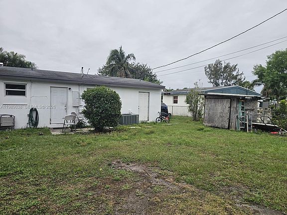 3rd image of 569 Tallulah Rd