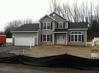 102 Countrywalk, Schenectady, NY 12306