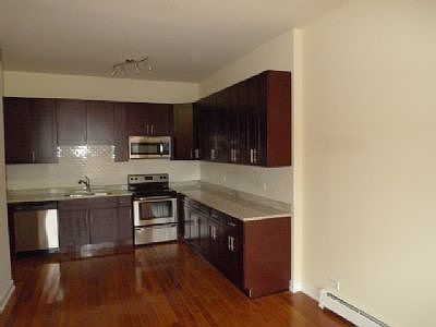 4th image of 5713 N Kenmore Ave APT 2C