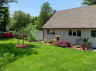 11 Beacon Ln, Rye Brook, NY 10573