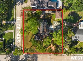 8206 Westview Dr, Houston, TX 77055