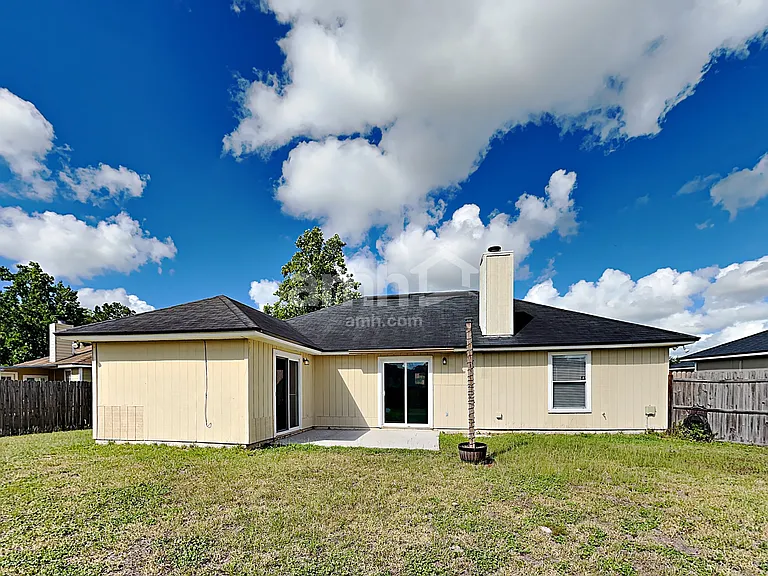 3206 Chantilly Ct — Photo 21