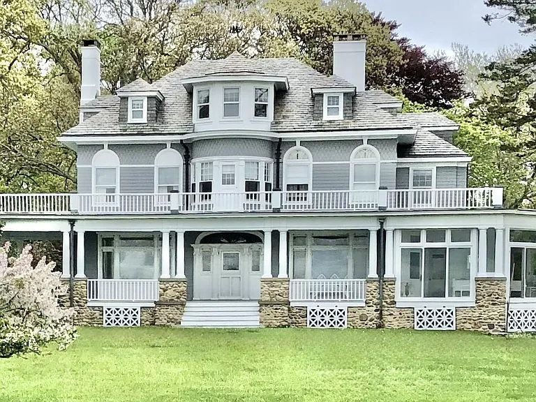 Harbor Ln — Photo 3