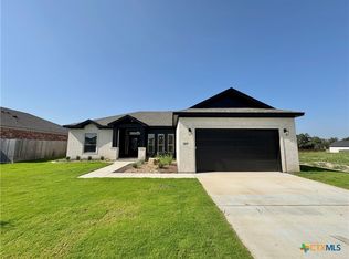 701 Golden Eagle Dr, Salado, TX 76571