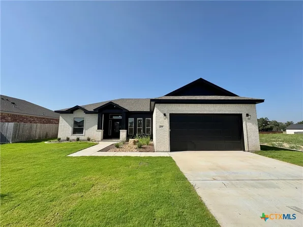 701 Golden Eagle Dr, Salado, TX 76571