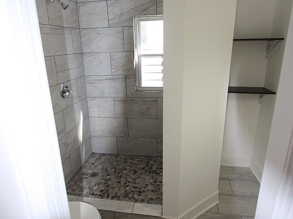 5th image of 2848 N Elston Ave APT 1