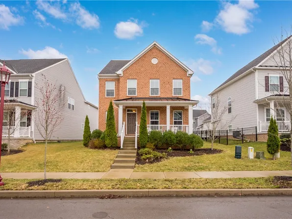 180 Bucktail Dr, Cranberry Township, PA 16066