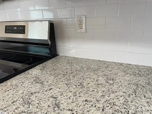 3 bed, 2.0 bath, 1553 sqft, $2,000 — Photo 4