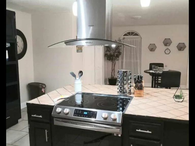 4560 Shore Dr — Photo 8