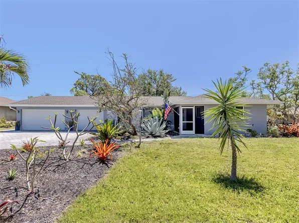 1255 Yacht Club Dr, Venice, FL 34293