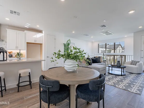 11300 N CASA DEGA Drive #1058, Surprise, AZ 85388