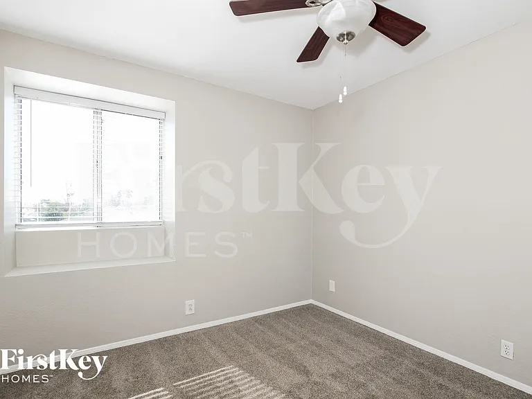 3954 W Camino Del Rio Rd — Photo 10
