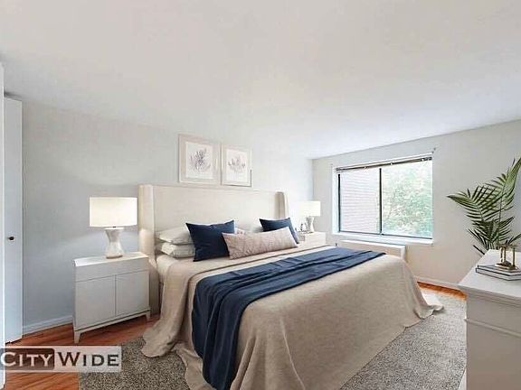 3rd image of 207 E 30th St APT 3C