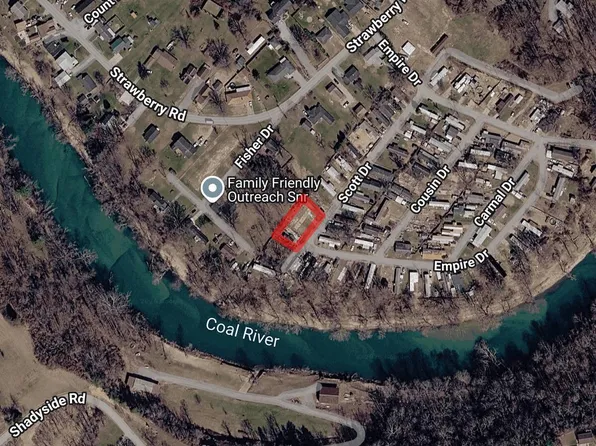 1427 Scott Dr, Saint Albans, WV 25177