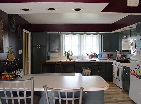 4th image of 2622 Woodworth Pl