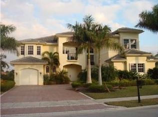 3096 Juniper Ln, Davie, FL 33330