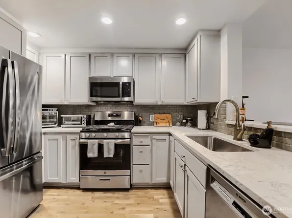 2607 Western Avenue #355, Seattle, WA 98121