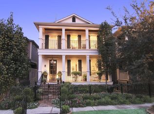 914 Nicholson St, Houston, TX 77008