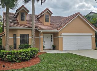 5950 NW 65th Ct, Pompano Beach, FL 33067