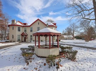 15 Brigham Hall, Canandaigua, NY 14424