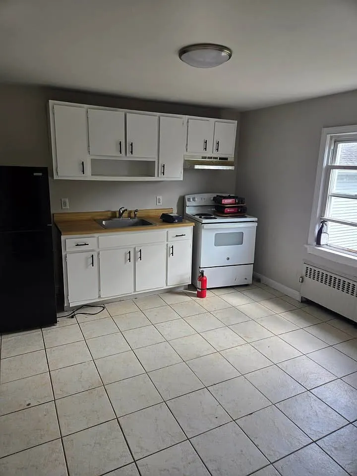 1 bed, $1,900 — Photo 1