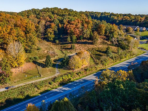 3rd image of 6842 Highway 70 S