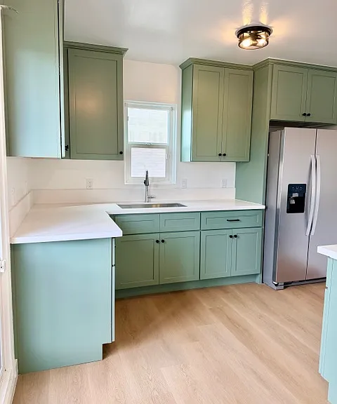 231 Redondo Ave — Photo 5