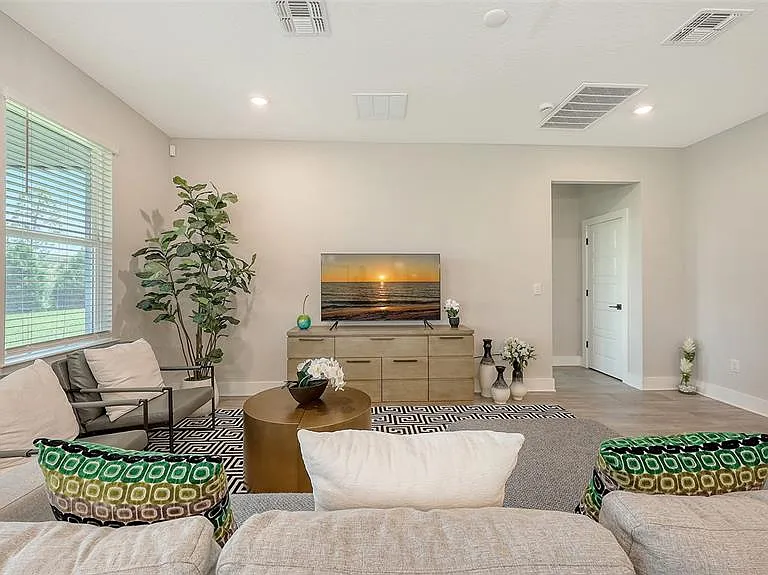491 Daylily Blvd — Photo 8