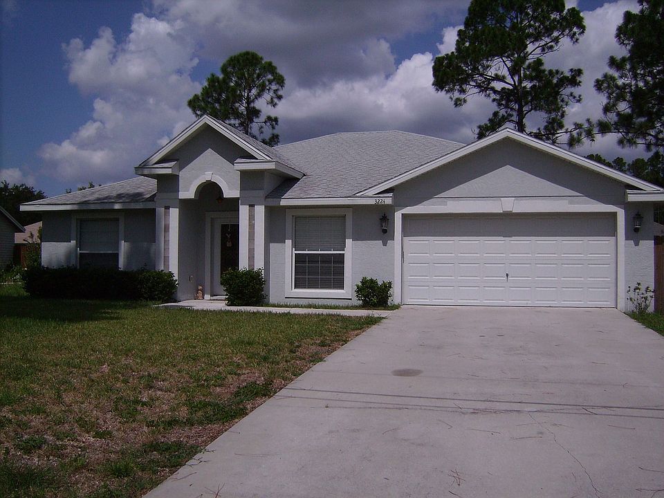 1st image of 3224 Sawyer Cir