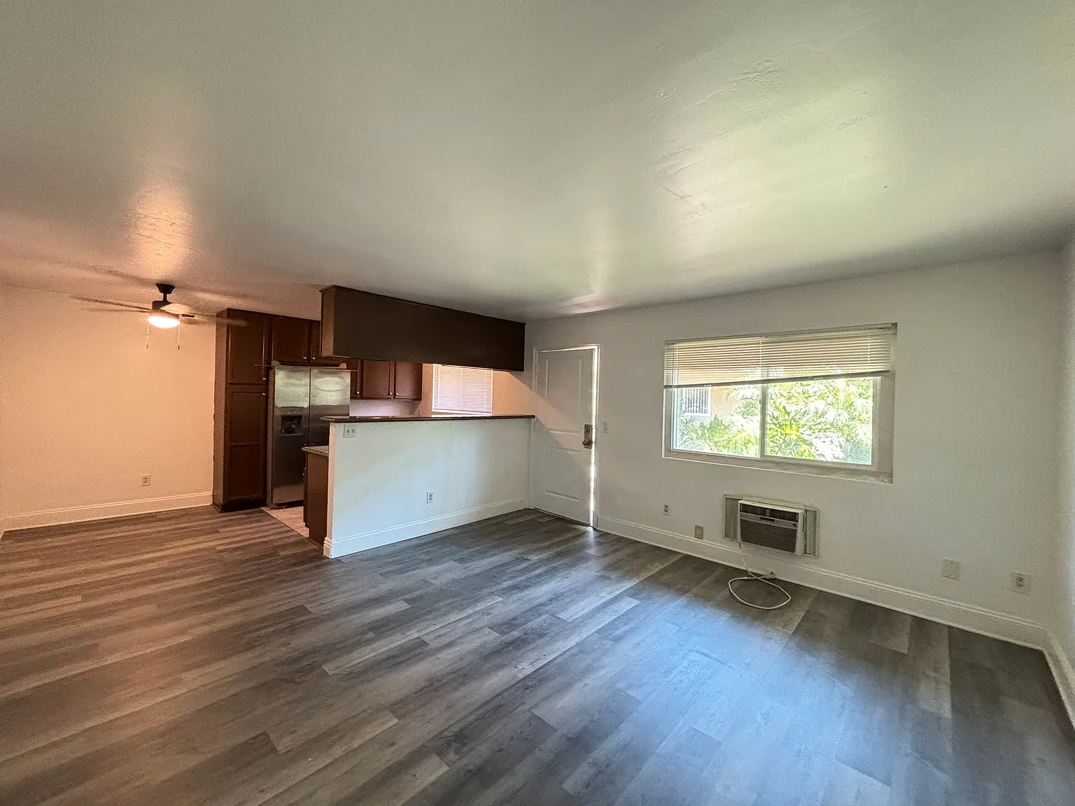 12805 Mapleview St — Photo 2