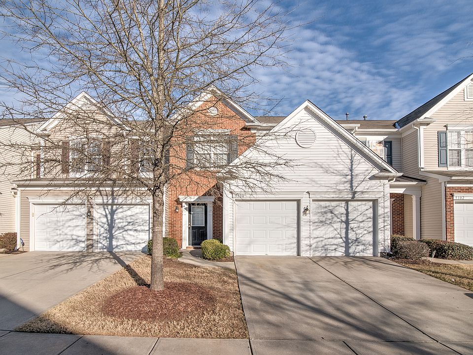 Main Photo, Brick Front