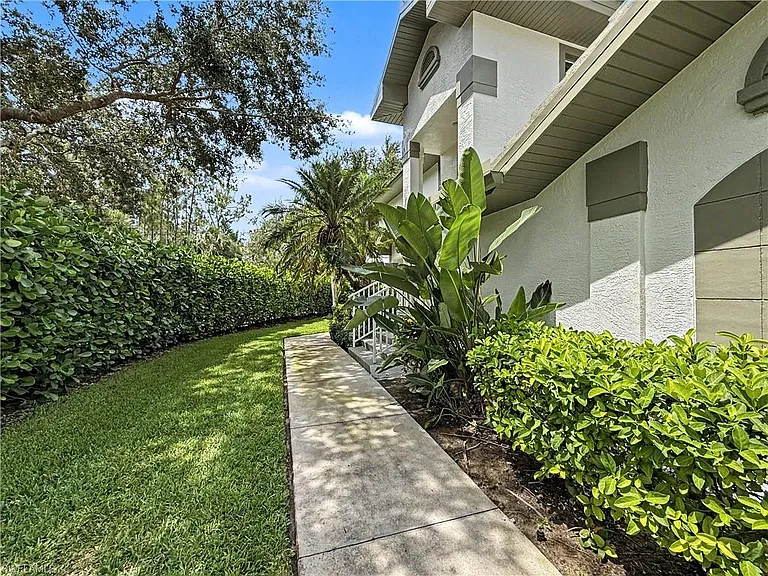 8390 Big Acorn Cir #1103 — Photo 5