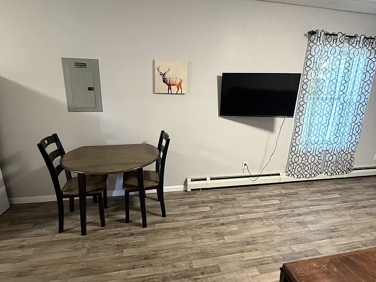 712 Champion St #1 — Photo 4