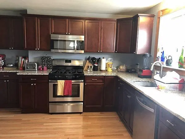 Cushing St